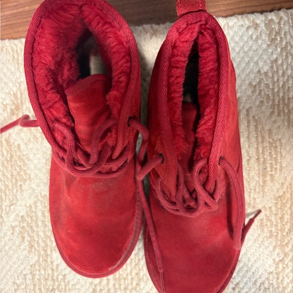 Red men Uggs - Picture 4 of 4